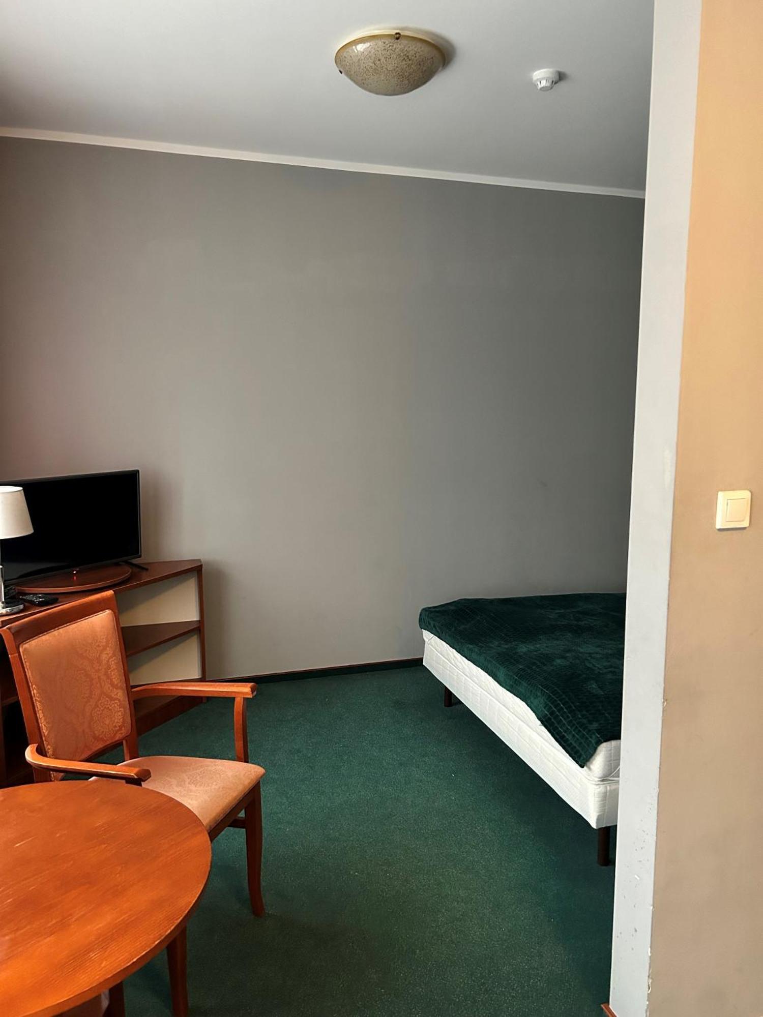 Geovita W Jadwisinie Bagian luar foto